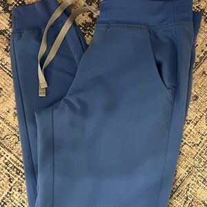 FIGS Jogger size small